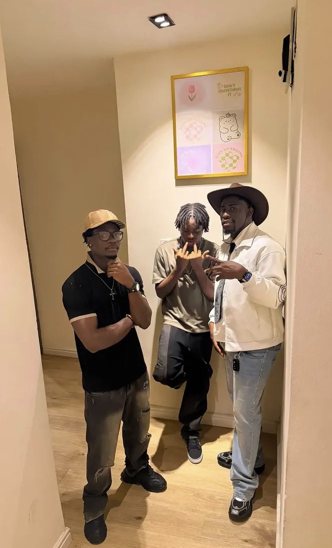 lystencorp's tweet photo. 3 songs. 1 artist. No skips.
Kuro Vybz drops the 3-piece tomorrow “99”🌑🔥
Which one are you claiming first? https://t.co/j734ZOv3Vo