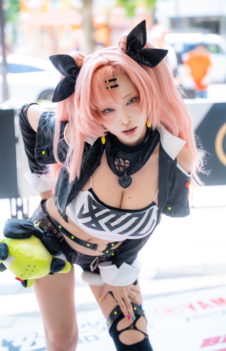 na_camera00's tweet photo. 2026.8.2 秋葉原

ゼンレスゾーンゼロ
ニコ•デマラ:シスルさん(@Sithle011)

2日続けて暑い中、撮影させていただきありがとうございました！
#ゼンゼロ2周年     
#ゼンゼロ記念イベント
#ZenlessZoneZero https://t.co/5TtiNN4Pig