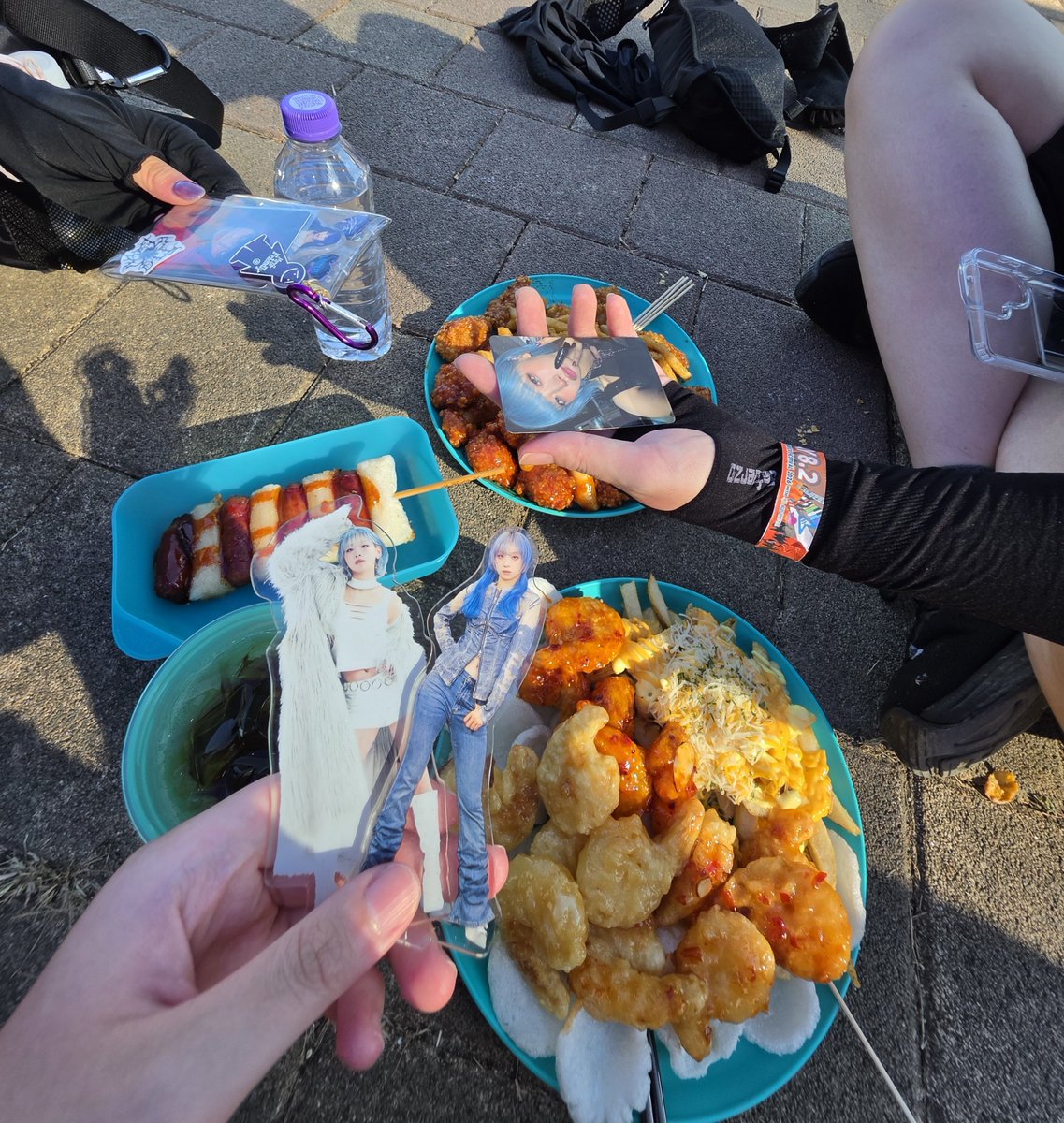 kageru_0312's tweet photo. 來自不同地方的朋友🥹
日本台灣韓國
HANA讓我們聚在一起 https://t.co/baliZgWVHc