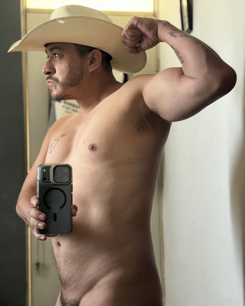 Josephgabor's tweet photo. #gay #hot #naked #sexy https://t.co/d0gS85YAK6