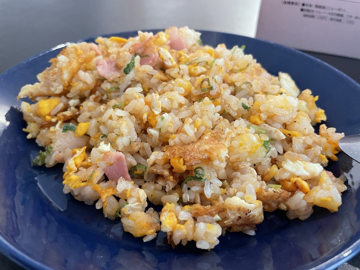 johnny69s's tweet photo. 昨日の昼メシは娘にオムライス、今日は炒飯。いい食材で旨いメシは当たり前。金かけないとこはかけずに喜んでもらえるものを。何事もちょっとしたコツ次第。 https://t.co/oeh1VR2xUV