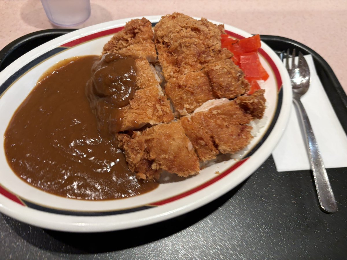 ochamaru38's tweet photo. 八重洲にきたらアルプスだよな。 https://t.co/IWKxfTau9k