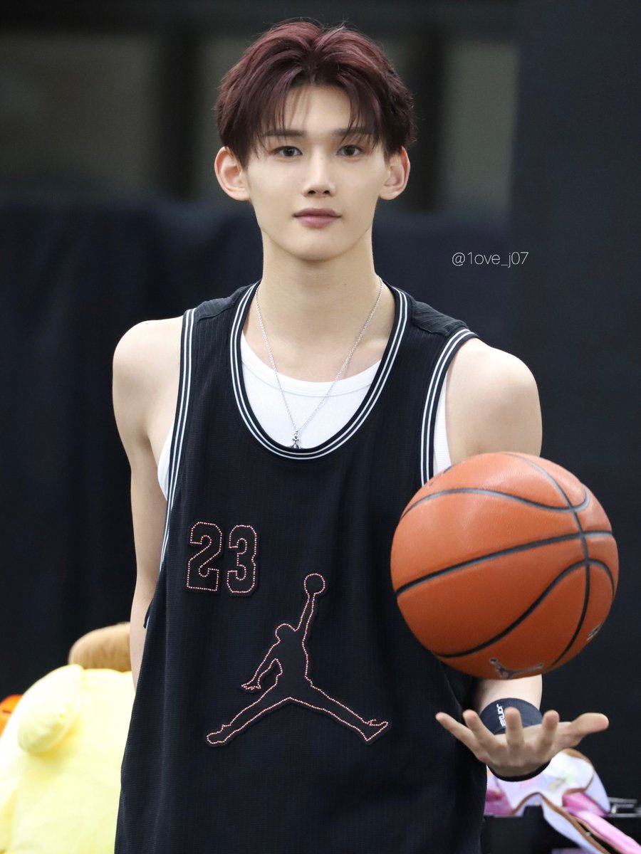 1ove_j07's tweet photo. 260801 &amp;TEAM We on Fire スプサ 大阪
#andTEAM #エンティーム #앤팀 #JO #andTEAM_JO https://t.co/JYpX1E3qEV