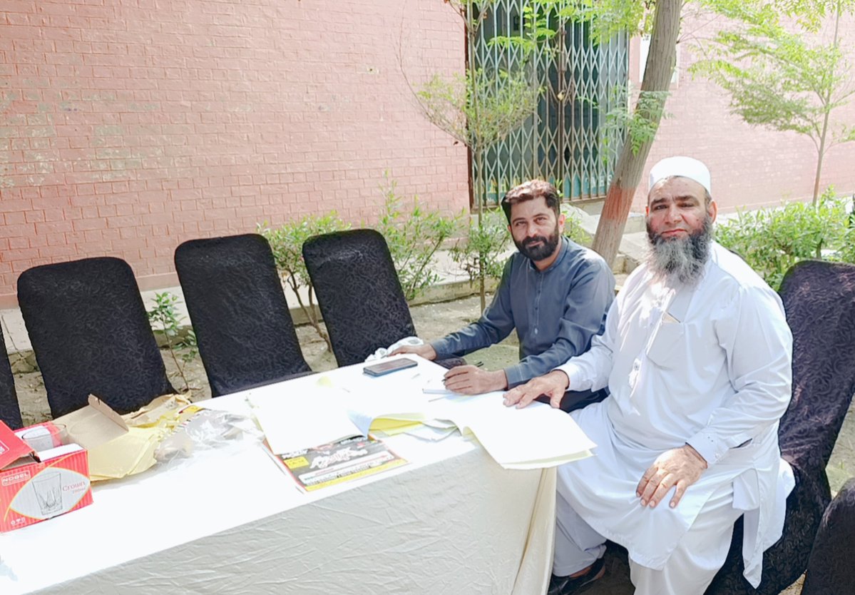 R4jpoot's tweet photo. نَصْرٌ مِّن اللَّهِ وَفَتْحٌ قَرِيبٌ
پارٹی قیادت کی ہدایت پر آزاد جموں کشمیر الیکشن کے حوالے سے فرائض انجام دیتے ہوئے
#AJKElection2026
#PPP
#Sahiwal
#PPPDigital
#PPPDigitalFacebook
#PPPSocialMedia
#PPPPunjab
@BBhuttoZardari
@AseefaBZ
@BakhtawarBZ
@MediaCellPPP
#چنو_نئی_سوچ_کو https://t.co/hwjq4JX5AV