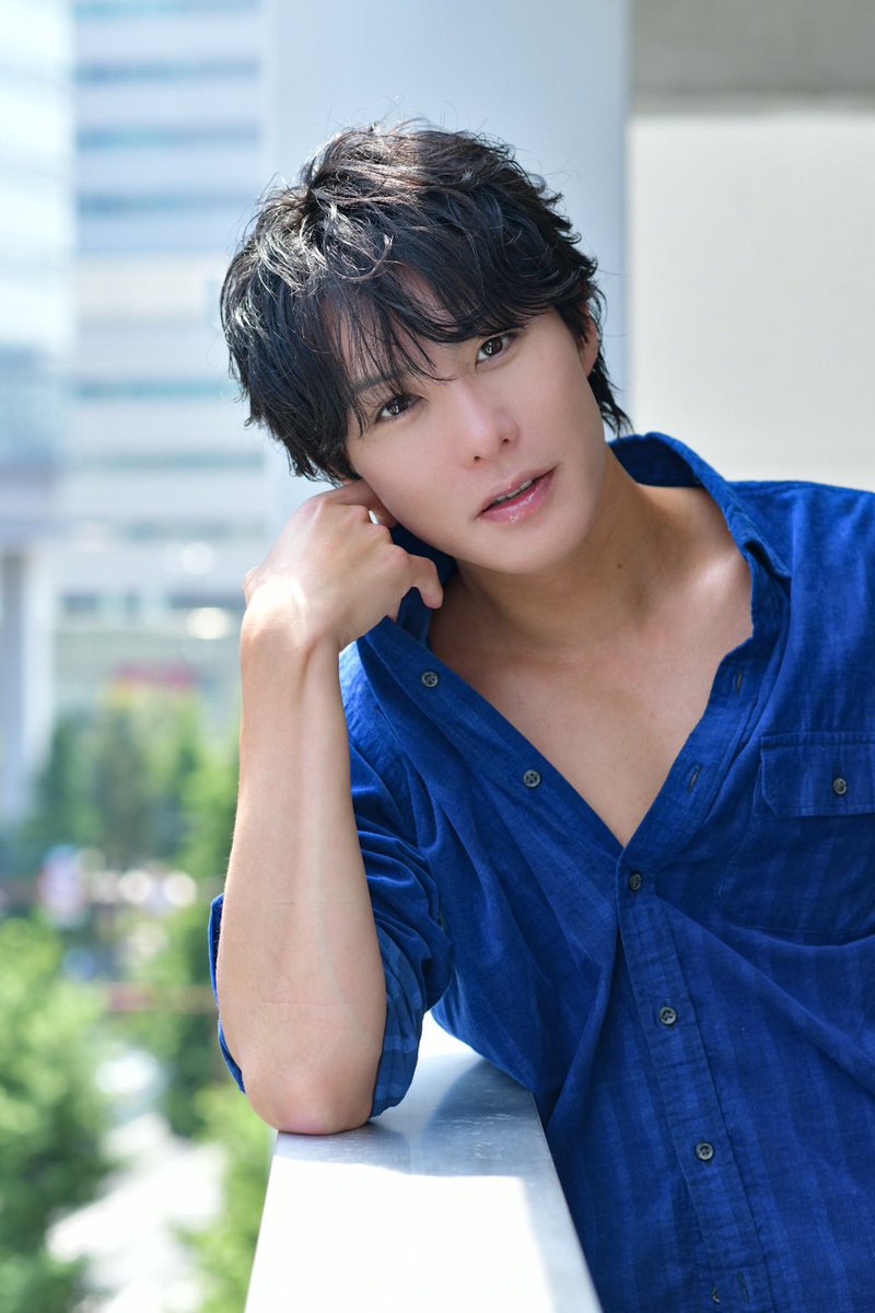 kyosuke_m_top's tweet photo. 7月もありがとうございました。

当たり前に会えることなんて一つもなくて

時間を作って会いに来てくれることも、
応援してくれることも、
全部が本当にありがたいです。

8月も感謝を忘れず、
一人ひとりと向き合っていきます。

8月も笑顔で会えるのを楽しみにしてます😊 https://t.co/PJUs1iNHMt