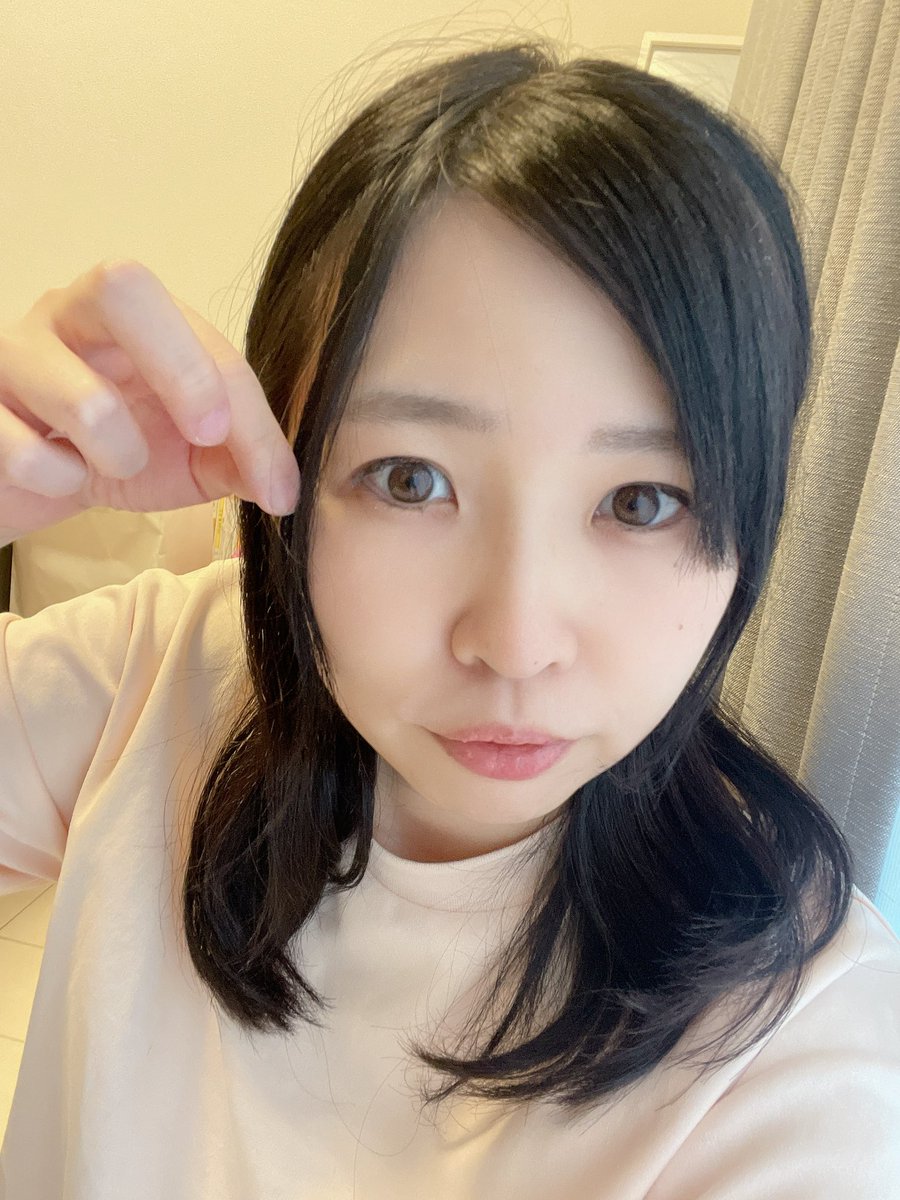 ayapple0926's tweet photo. あー！！！
そろそろ前髪切りたい欲がっっ！！！ https://t.co/XYqmRJ0R4e