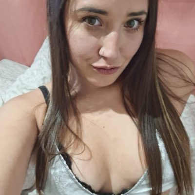 LunaNoirrt's tweet photo. #NuevaFotoDePerfil https://t.co/M9aVTPbkxD