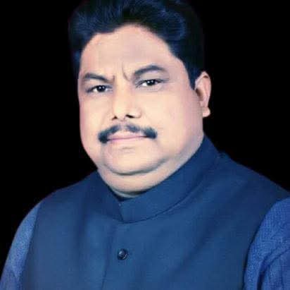 Madhu_singh_01's tweet photo. उत्तर प्रदेशीय प्राथमिक शिक्षक संघ के यशस्वी प्रांतीय अध्यक्ष एवं टीचर्स फ़ेडरेशन ऑफ़ इंडिया के राष्ट्रीय अध्यक्ष आदरणीय डॉ. दिनेश चन्द्र शर्मा जी को जन्मदिन की हार्दिक बधाई एवं अनंत शुभकामनाएँ।
@AbhimanyuUPPSS 
@AtulKumarUPPSS 
@DrDCSHARMAUPPSS 
@VandanaUPPSS 
@TFI4India https://t.co/ZyNx3BWdKm