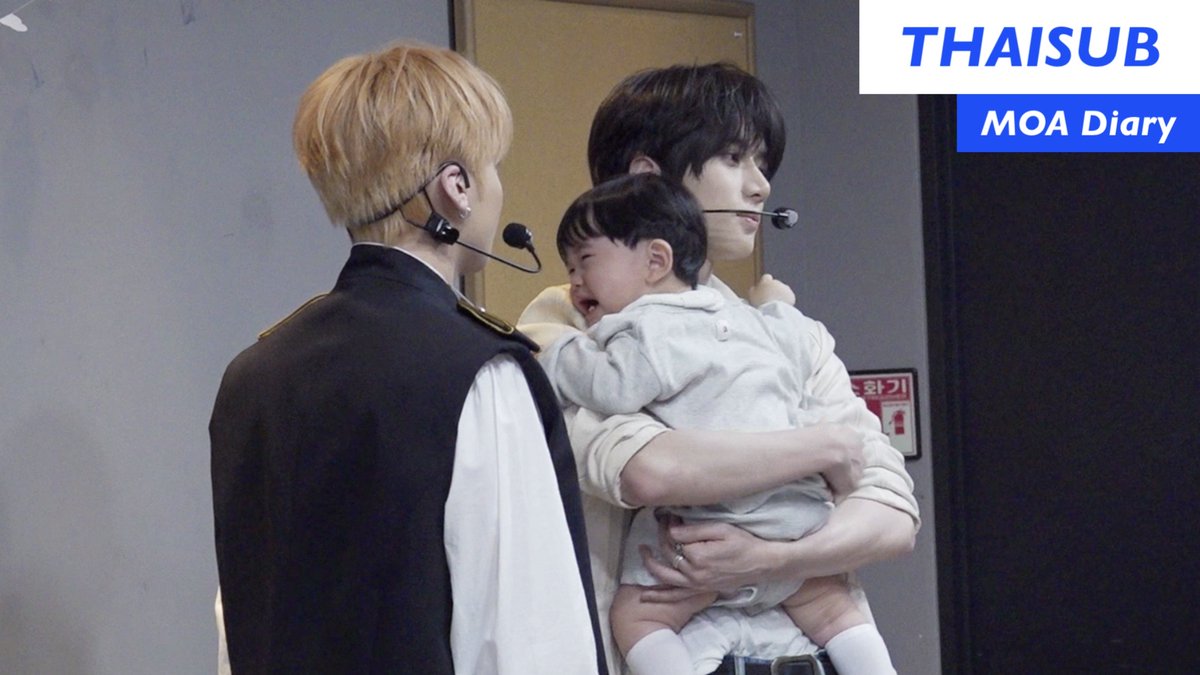MOADiaryTHSUB's tweet photo. [THAISUB] ไดอารี่พี่เลี้ยงเด็กของ TXT EP.06 #โมอาไดอารี่ซับ

🔗 : https://t.co/v8wALnCgi4

@TXT_bighit @TXT_members https://t.co/6AJfr00xgf