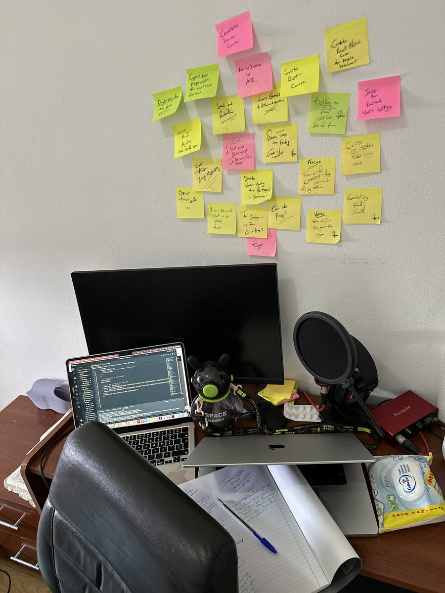 globaltechjobs7's tweet photo. #workspace #desk #techgirl https://t.co/l510xoW3Am