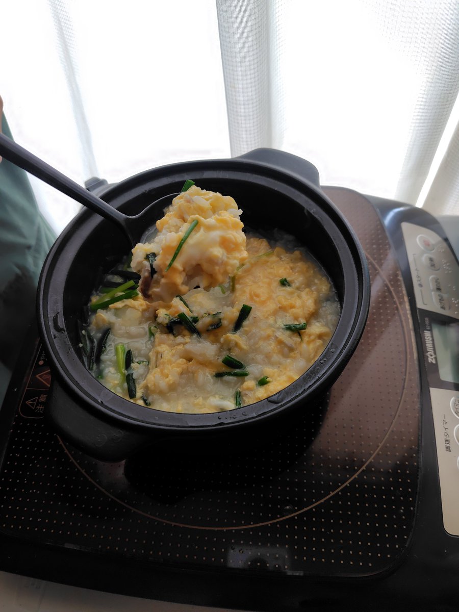 u_amour's tweet photo. 昨日は真知子センセイ(@machico_gogo )の鱧丸ごと食べ尽くしの会に参加してきました🐟️
今回で3回目(…多分💦)ですが…毎回美味しい鱧料理がたくさん食べられてシアワセな会です🤗💙
ずっと禁酒してたけど解禁しちゃったー🍶🍉
真知子センセイとご一緒してくださった皆様Thanks😋🎶

#鱧会 https://t.co/k6aNTiUCXZ