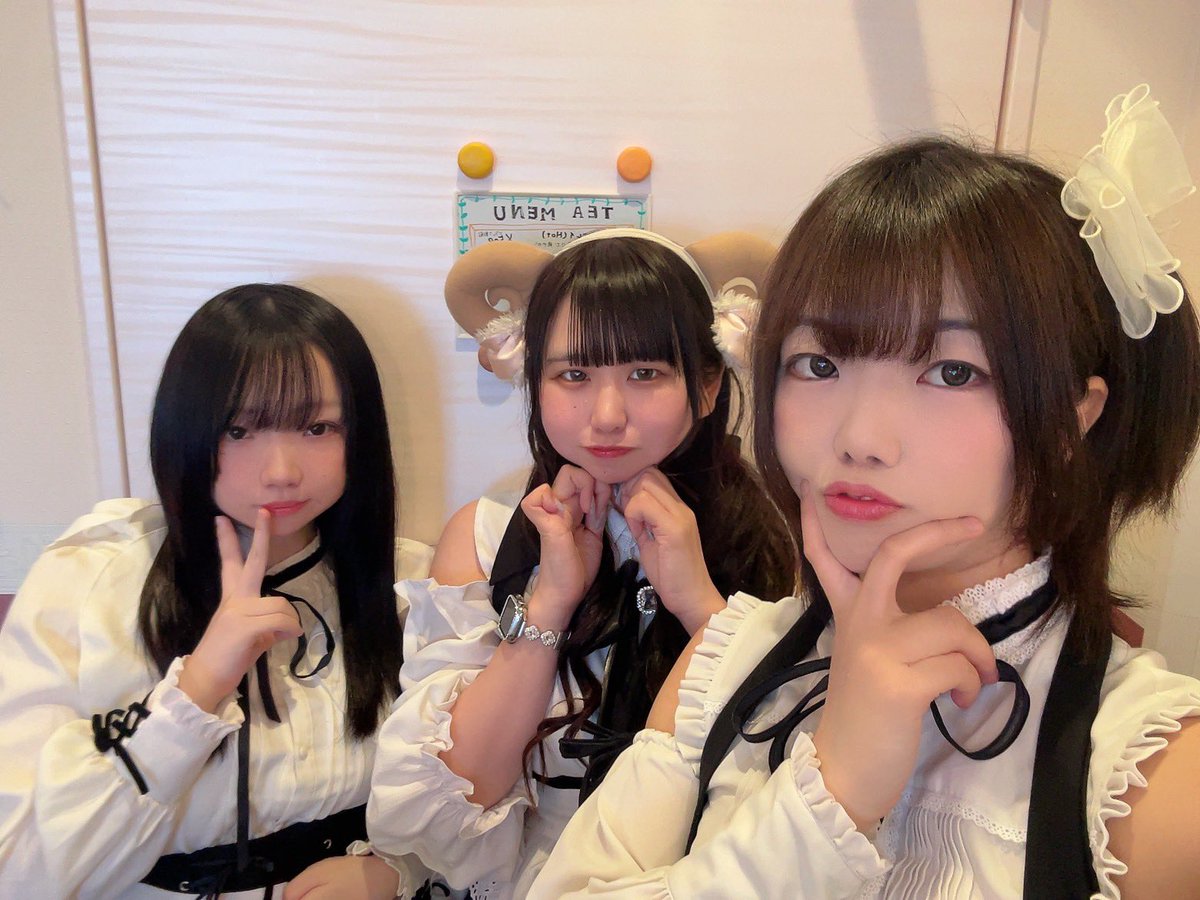 yuimar_info's tweet photo. 🤍8月2日(日)🤍
#メイド喫茶ゆいまーる

16周年イベント月間✨

OPEN   13:00
CLOSE 23:00(LO.22:30)

🎀早番
だいず♡せな（〜19:00）
すず(〜19:15)

🎀遅番
りっか(17:00〜)
ありす(19:00〜)

⚠️営業時間が変わっております🙇‍♀️
ご帰宅お待ちしております✨ https://t.co/C35KqqhNbI