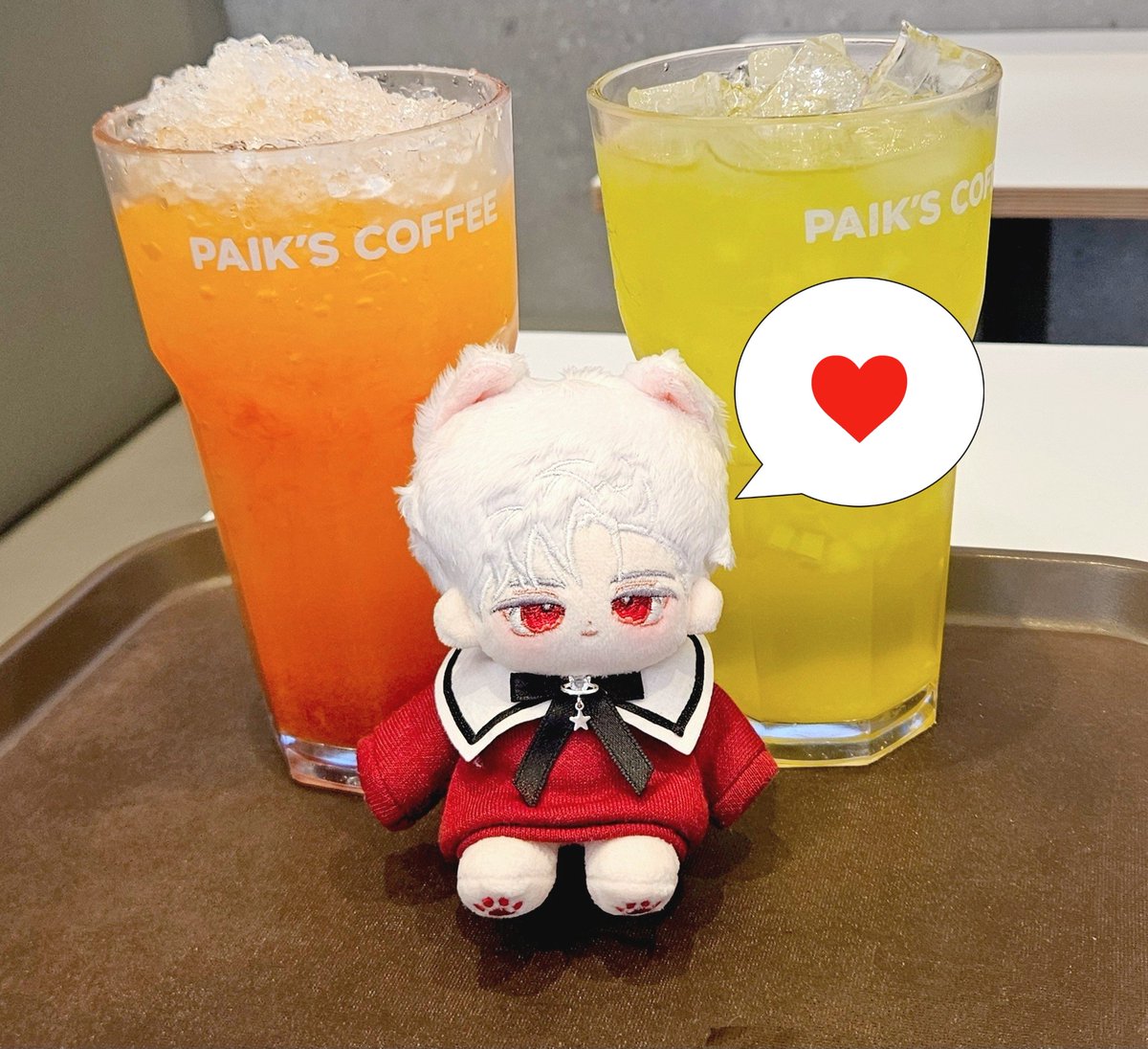 3YUFSG's tweet photo. ❤️무더운 여름날 시원한 음료를 마셔요💛

#도몽냥 https://t.co/UWgN2C6Gbs