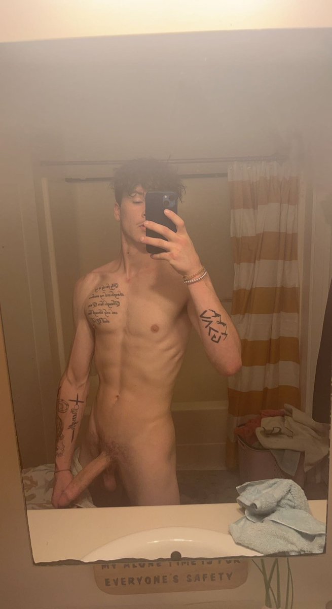 Rabair5ba's tweet photo. #solo #bigcock #horny #cumdump #sloppythroat #backshots I need someone to trade or sum im horny asf🙂‍↕️🫶🏻 https://t.co/5jT0LhXCYX
