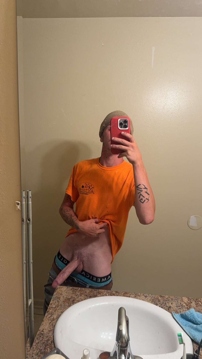 Rabair5ba's tweet photo. I love taking pictures with my bwc out #longdick #bigdick #bwc #freeuse https://t.co/g5QdAprhj6