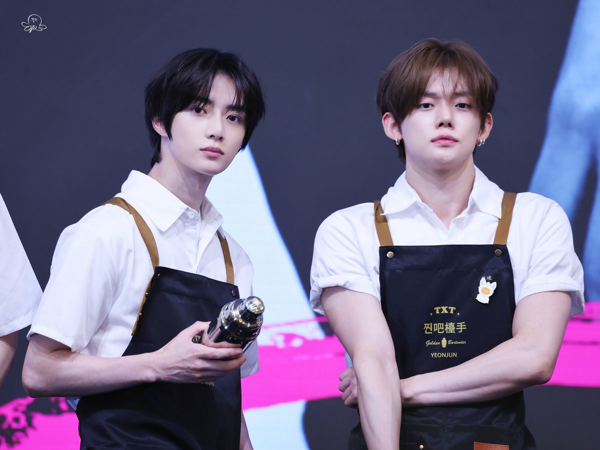 yybamzzz's tweet photo. 260801 MAKESTAR 대면

🧋🧊

#쭈뀨미즈
#연준 #YEONJUN #범규 #BEOMGYU
#TOMORROW_X_TOGETHER https://t.co/FOrfAalLA8