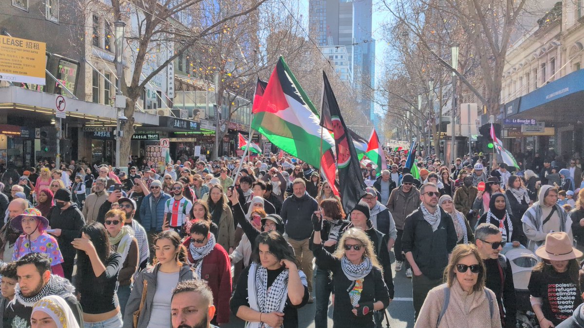 DaveMilbo's tweet photo. Naarm/Melbourne has again showed up in force to protest Israeli atrocity in Gaza and the West Bank, grotesque Australian government and corporate complicity, and the silence and indifference of the husks posing as human among us. From the river to the sea. https://t.co/k2V5v1Gfoa