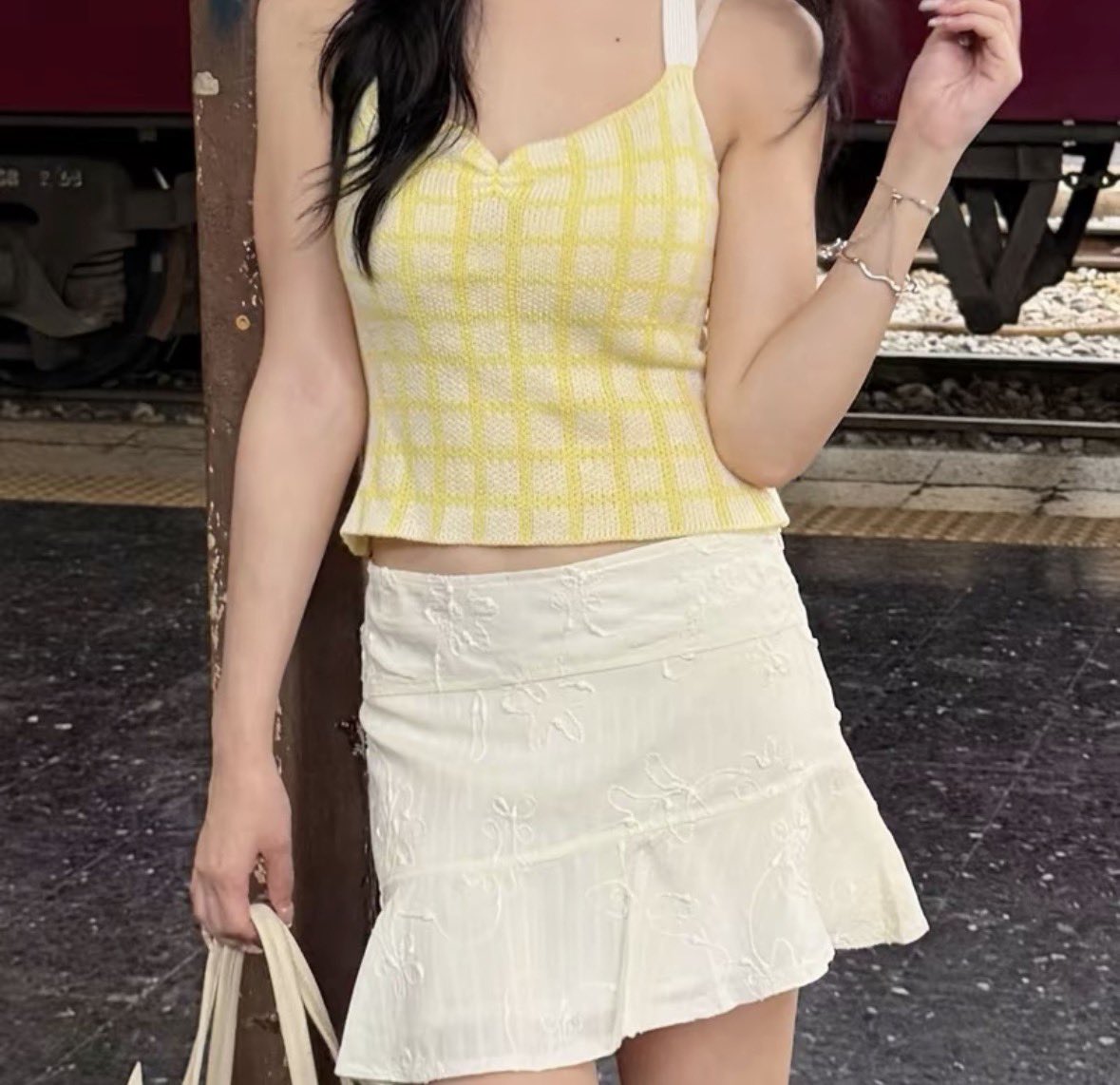 baifern1509's tweet photo. ส่งต่อกระโปรง polar ค่ะ size L ใส่เป็นเอวต่ำสวยมากใส่ครั้งเดียวไม่มีตน. 200รวมส่ง #เสื้อผ้าแฟชั่น #เสื้อผ้ามือสอง #ส่งต่อกระโปรง #กระโปรง #ส่งต่อเสื้อผ้า https://t.co/oT0lKSehon