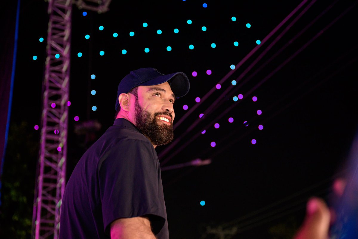 alcaldia_ss's tweet photo. La sonrisa de saber que una vez más hicimos historia en las Fiestas más esperadas de El Salvador. 💙🇸🇻

📍 #Sívarland https://t.co/95Yr1LMf80