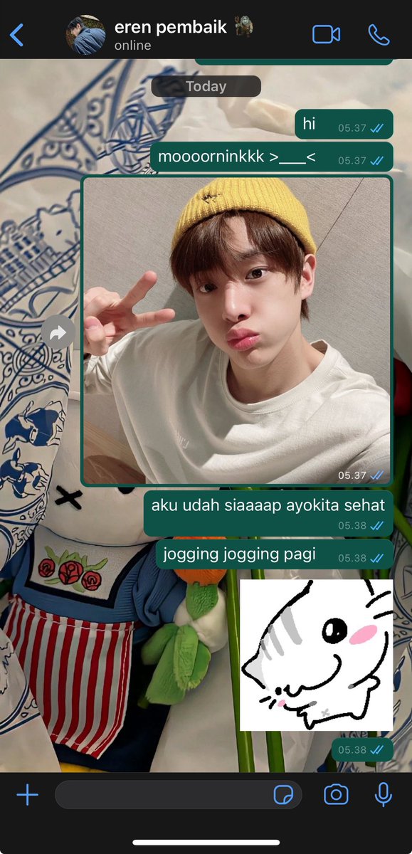 jakeuitb's tweet photo. ★ harus semangat sebelum jogging pagi

#sungjake one tweet au, from eren &amp; yaya. https://t.co/kDFgpSW7Gh