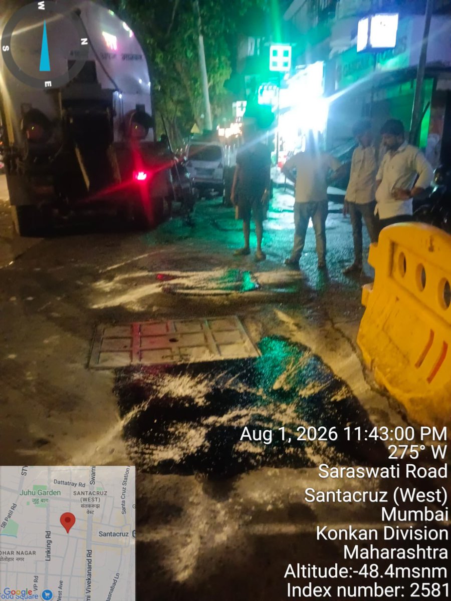 DrDivyesh1's tweet photo. Under the guidance of Honourable minister &amp; MLA @ShelarAshish ji urgent pothole repairs &amp; road maintenance work was carried out at various locations in ward98, Bandra w assembly. 
#AshishShelar 
#ward98 https://t.co/MBSyKcHnkl