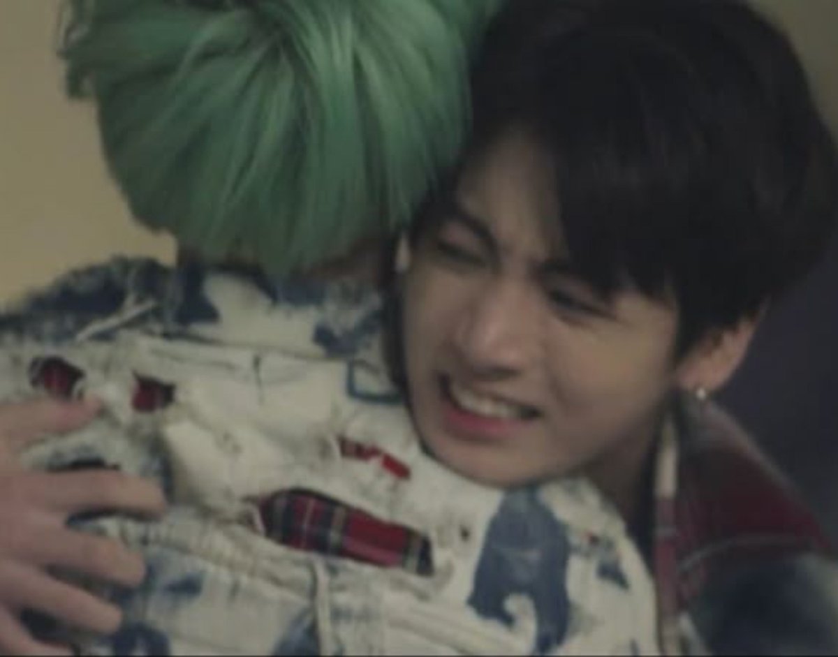 b2bsuga's tweet photo. from desperation to determination jungkook's mind is made up yoongi is never leaving in this life https://t.co/uKom8pHLJ5