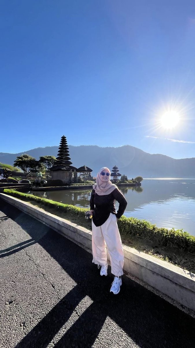 ck_ayik's tweet photo. Bali (lagi). https://t.co/WkpXsy1la4