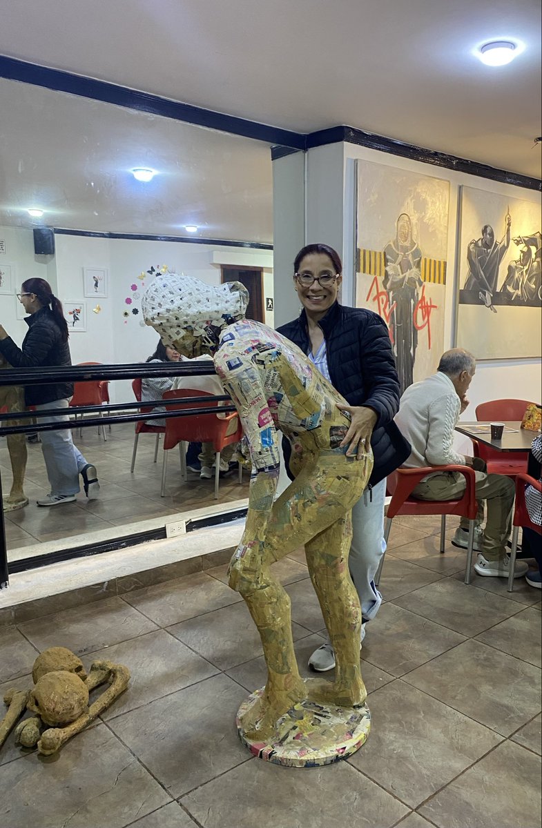 marisolpa2's tweet photo. Un encuentro teatral en el que sus protagonistas con profunda sensibilidad y humor negro retratan la incertidumbre, zozobra, desasosiego y sufrimiento de las violencias !! https://t.co/I3dWu7HLUN
