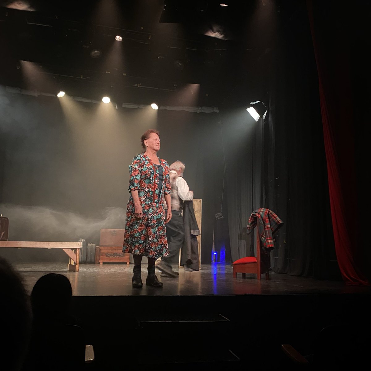 marisolpa2's tweet photo. Un encuentro teatral en el que sus protagonistas con profunda sensibilidad y humor negro retratan la incertidumbre, zozobra, desasosiego y sufrimiento de las violencias !! https://t.co/I3dWu7HLUN