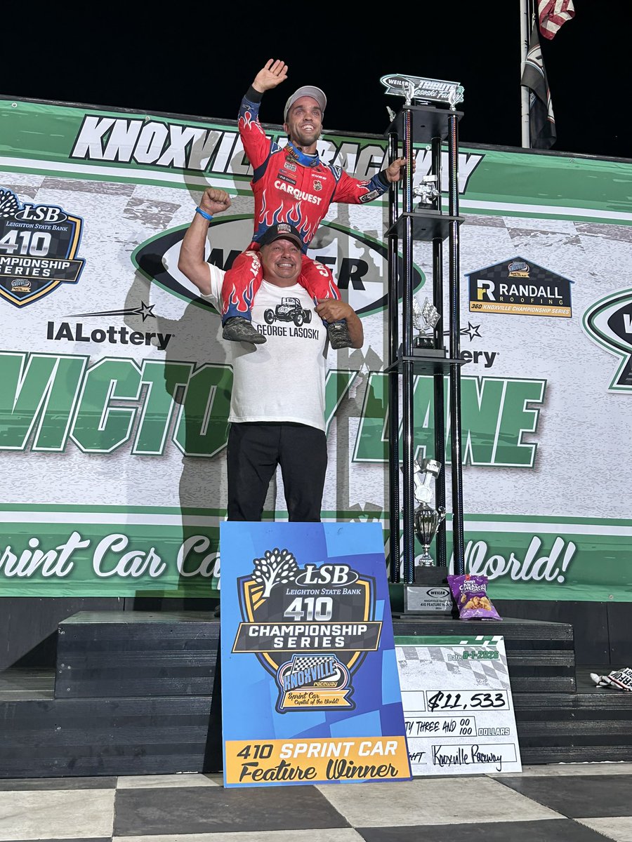 knoxvilleraces's tweet photo. Rico and The Dude celebrate in VL after he wins. Weiler Night a tribute to the Lasosci Family https://t.co/pC2EA0eQU2