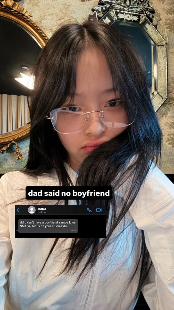 banheesoul's tweet photo. dad said no boyfriend         ofc i listened https://t.co/CatwbPRhzs