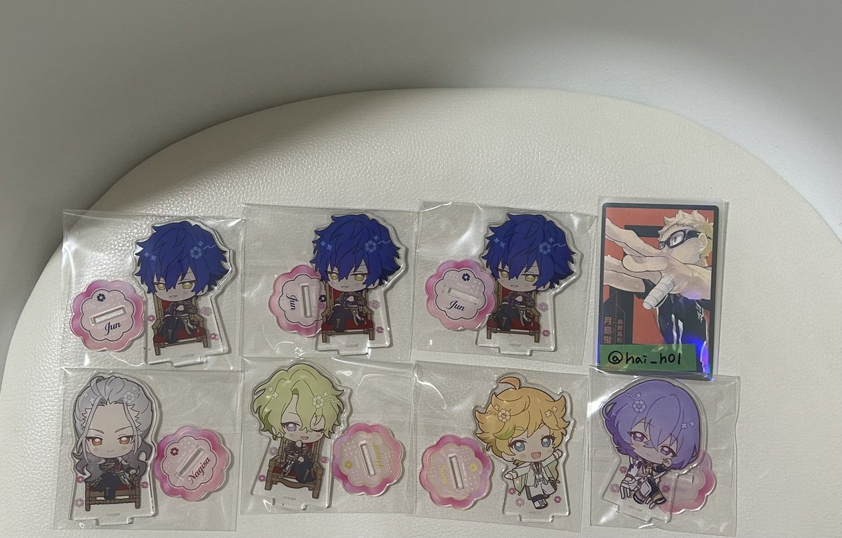 hai_h01's tweet photo. 【交換 譲渡】 あんスタ  スタフォニ  アニカフェ  アニメイトカフェ  アクリルスタンドコレクション アクスタ グループA C D E

譲)真 巽 宗 みか 凪沙 ⭐︎日和 ⭐︎ジュン3
宙 ユメ
求)渉 桃李 ⭐︎瀬名 
友人分:友也 なずな 光 創 ライカ
定価＋送料

条件等続けて下に記載いたします🙇‍♀️↓ https://t.co/ISLA4CdLXp