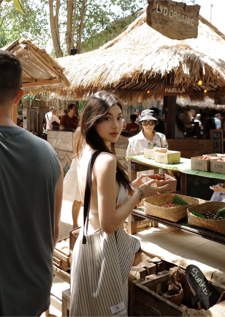 tamuNOEM's tweet photo. Sunday market pagi tadi! Nitip? https://t.co/koQRBD8hOm
