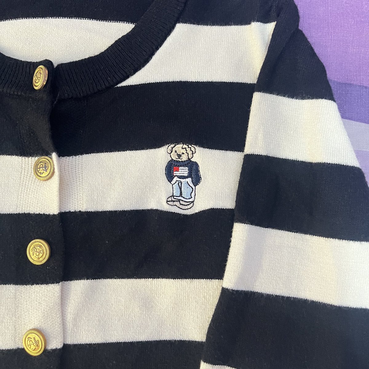 ninauubobo's tweet photo. WTS // WANT TO SELL

cardingan knit stripe black &amp; broken white

📌 Detail
LD : 90 cm
Panjang : 50  cm
P. Lengan : 50 cm
Bahan : knit

💵 60k
📍bekasi
📦 cod / shopee
✅ free ongkir
🏷️ details in pict https://t.co/PB5bPqoZsN