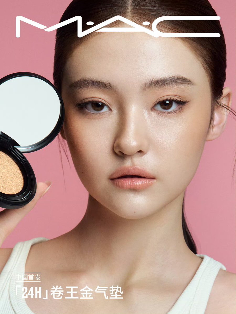 sumochi00's tweet photo. MAC official weibo and rednote update with ELLA!

“ELLA wears New "24H" Golden Cushion ✨”

#ELLA #엘라 #MEOVV #미야오 
🔗 https://t.co/6h048V52Lu
🔗 https://t.co/rqW2MIgCjZ https://t.co/sZmE0IdLMC