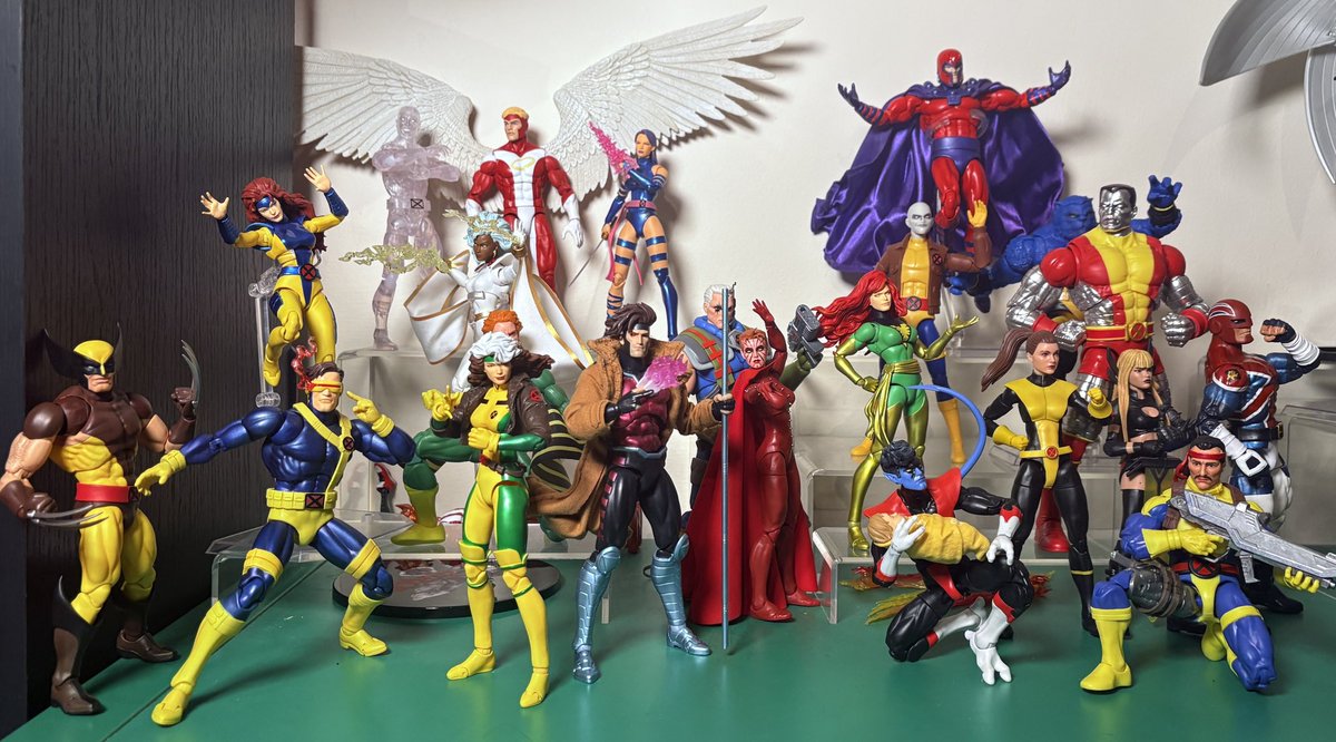 decaf_reads's tweet photo. I’m really loving my Marvel Display. Let me know who I’m missing https://t.co/YI9tZQN58K