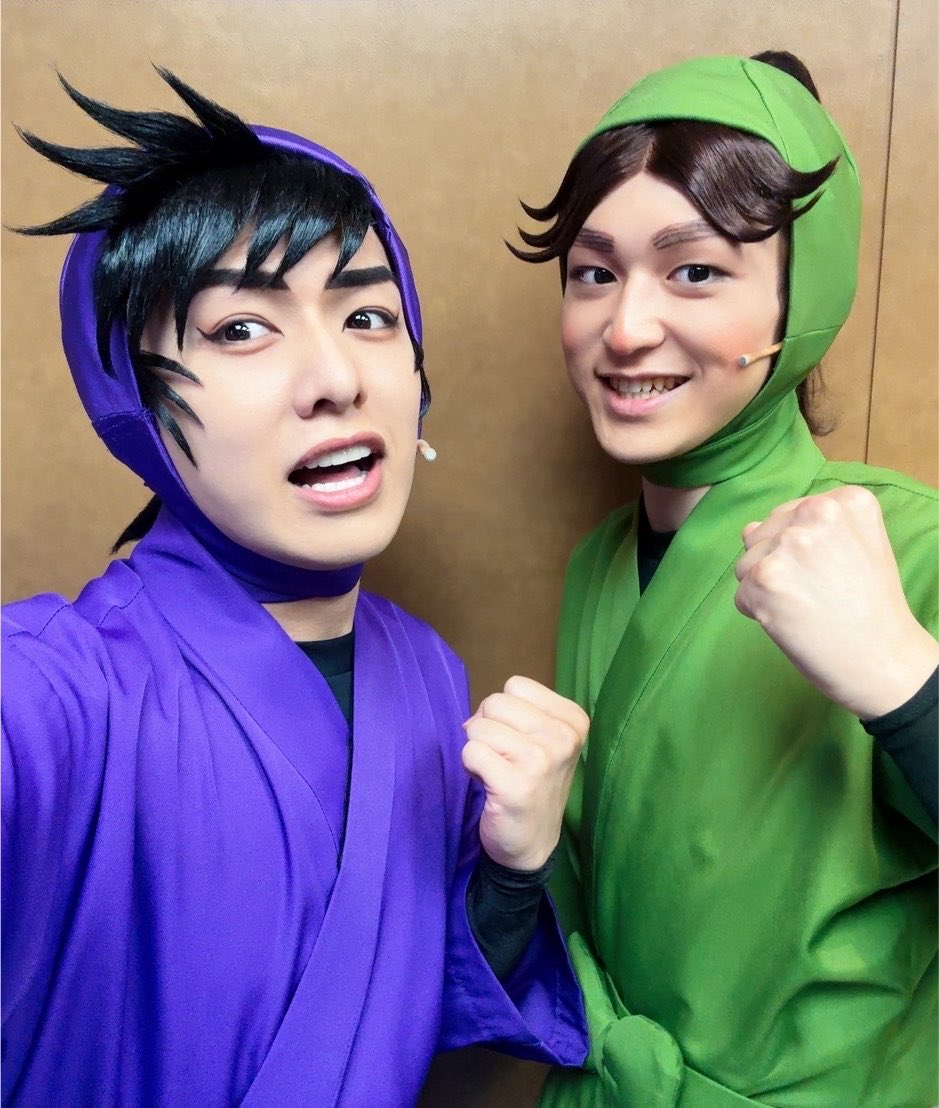 canon_abe's tweet photo. 昼公演、無事に終えました！ ご観劇いただいた皆様、ありがとうございました！
夜公演もお楽しみに！！

今日も頼れる優しい浜先輩と📸
#忍ゲキ https://t.co/aFgha53mkx
