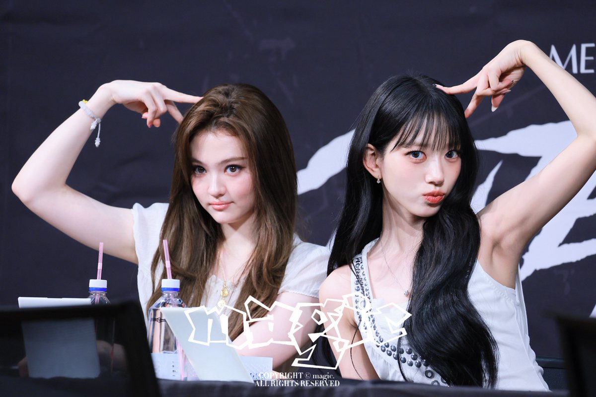 magicc_0412's tweet photo. 260801 HQ

#MEOVV #미야오
#SOOIN #수인 #スイン
#ELLA #엘라 #エラ https://t.co/2mlfvn1sVN
