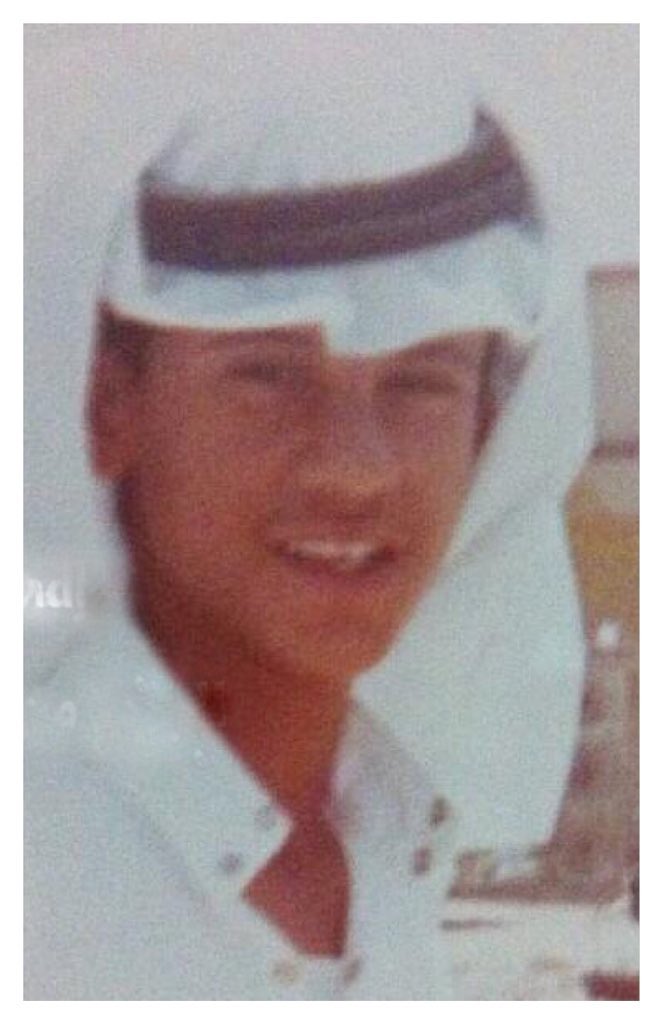 seltanQ8's tweet photo. #ذكري_الغزو_العراقي_الغاشم في مثل هذا اليوم،أُسر أخي ثامر رحمه الله على يد القوات العراقية الغاشمة، وقتل أخي عراك  وهو في عمر 18 عامًا
رحم الله شهداء الكويت جميعًا،وتقبّلهم في عليين،وجعلهم في الفردوس الأعلى مع النبيين والصديقين والشهداء والصالحين https://t.co/RduldhFepR