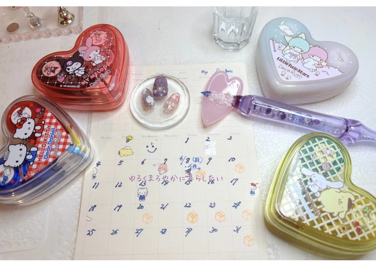 yuru_maron's tweet photo. 5月と6月は
サンリオコラボのデコラッシュを
ゲットして、楽しみ🍪‧₊˚✩彡

ネイルも久しぶりに練習し、
断捨離も少し捗った日々でした！ https://t.co/2oax54uBNL
