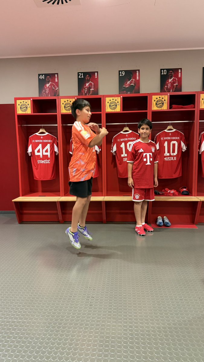 nebikorkmazz's tweet photo. @FCBayern
#München
#munich
#munih
#germany
#Deutschland https://t.co/PuKox5z1yy