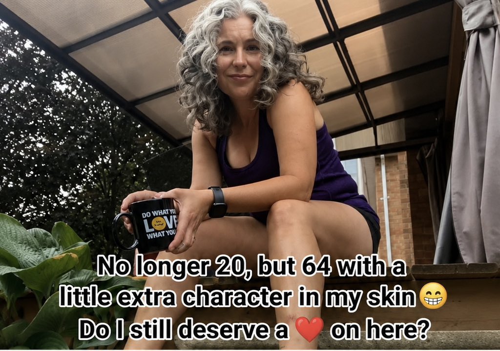 thatisscarlett tweet picture