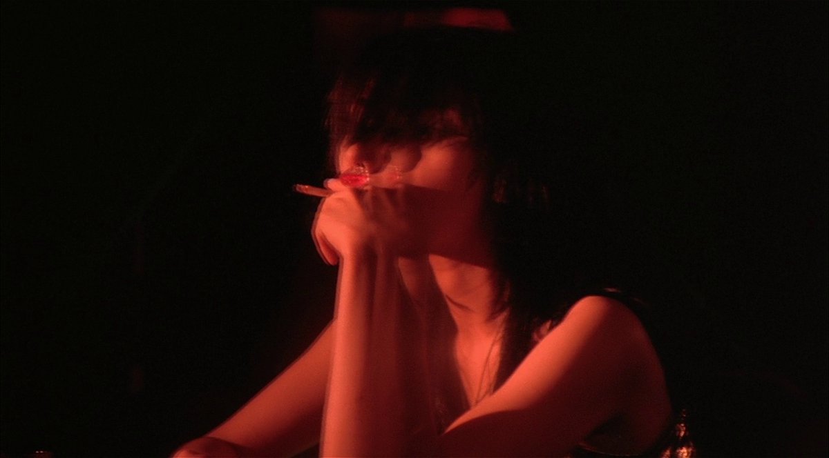 botWongKarwai's tweet photo. Fallen Angels (1995) https://t.co/T2U1fiDmIl