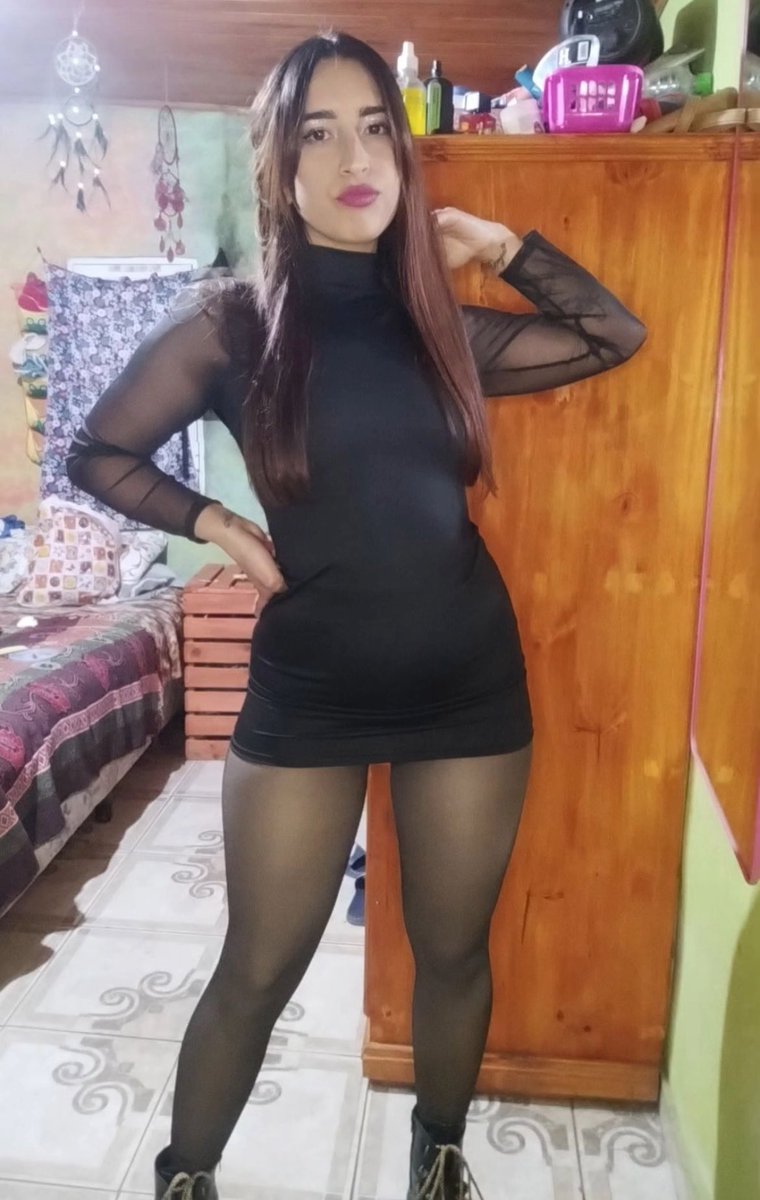 Reebecabe's tweet photo. Les gusta mi vestido ? 😍 https://t.co/ujuhabNvX6