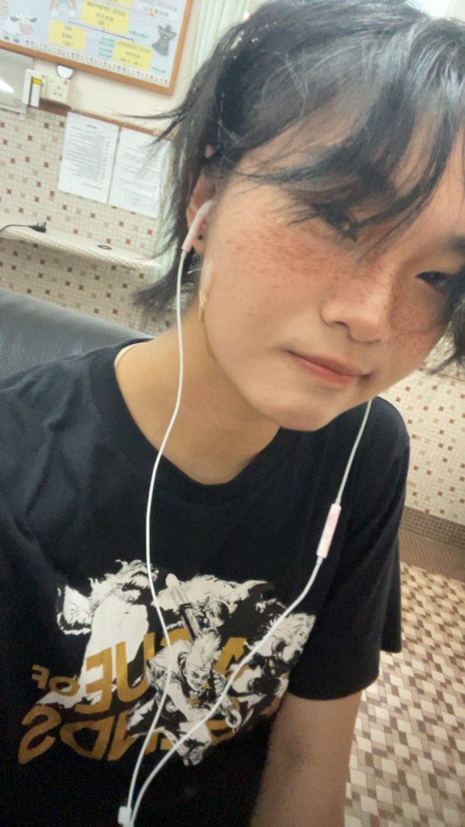 睡睡 tweet media