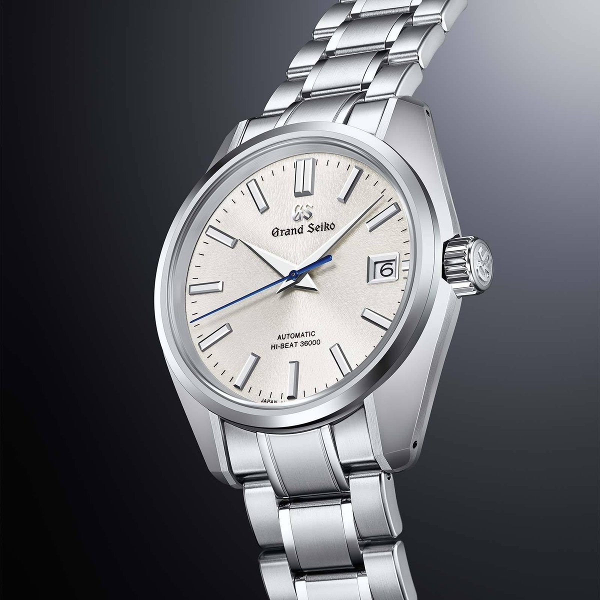 hpauthentic's tweet photo. #GrandSeiko Heritage Collection #SBGH299 🇯🇵🇯🇵🇯🇵
Tiếp nối sự thành công của BST Heritage Collection mang thiết kế case form 44GS được đánh giá đẹp nhất nhì và mang tính biểu tượng không thể trộn lẫn. Mặt dial iwate lấy cảm hứng từ vân đá của núi Masu khi nhìn từ của sổ của studio Shizukuishi (nơi chế tạo ra những bộ máy cơ học của GS).