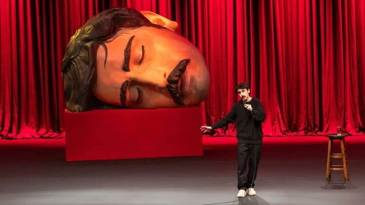drzelihaaksaz's tweet photo. Komedyen #DenizGöktaş şaka yaptığı için bir aydır kuyu tipi cezaevinde. 

Deniz’i unutmuyoruz, unutturmuyoruz!

#özgürdeniz https://t.co/xwAb3qb6VS