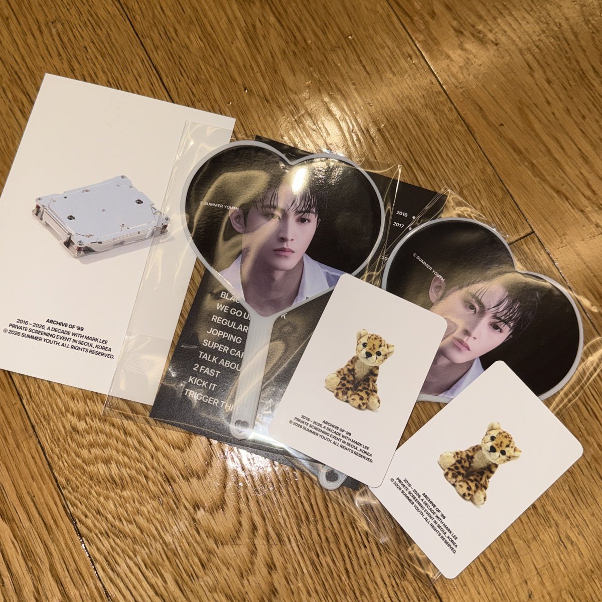 onyourmark_mkl's tweet photo. 썸유님 영상회 보니까 진짜 딱 느꼈음.
우리 마크
비주얼이야.

(🔒근데 내 옆자리 맠..감자? 막,,감,,자? 그분인것 같은데 시작부터 끝날때까지 울더라니까?) https://t.co/7wNVMn2GLV
