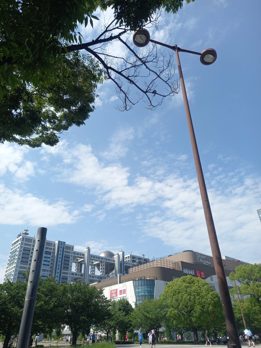 Pray09i's tweet photo. Panasnyaaa mau keliling venue tokyo idol festival gak kuat 😵 https://t.co/kYzWak7Tem