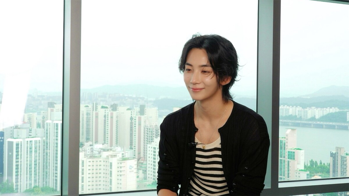 natalie_mu's tweet photo. SEVENTEENジョンハンがM!LK「好きすぎて滅！」をダンス、今夜「初耳学」スタジオゲストに曽野舜太も
https://t.co/GKrujlPpQt

#JEONGHAN #MILK https://t.co/wWXTeZfJN7